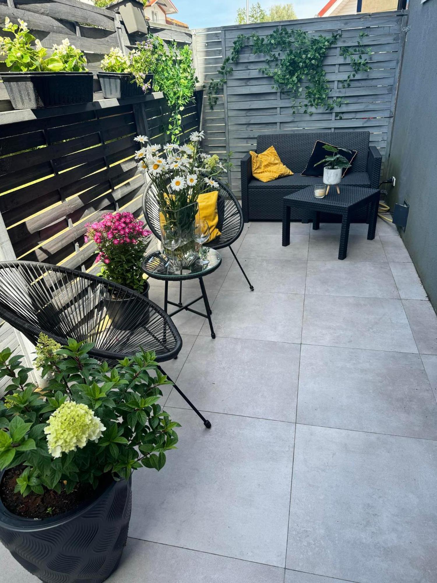 Kolorowe Apartamenty W Mielnie! 350M Od Plazy - 100M Od Jeziora! Mielno  Ngoại thất bức ảnh